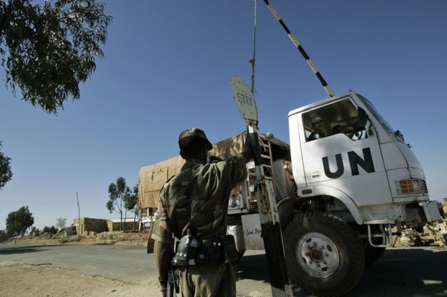 Canada begins free trade talks with El Salvador, Guatemala, Honduras, and Nicaragua.