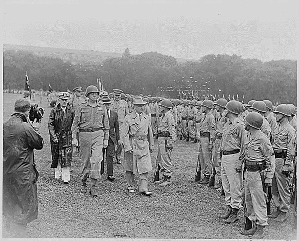 Truman Congratudulates the 442nd!