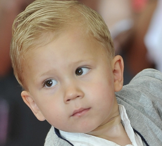 Justin's stepbrother Jaxon Bieber was born