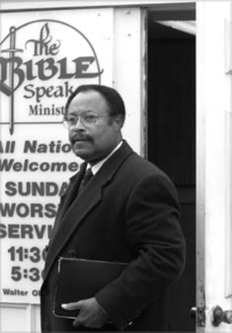Connecticut: Rev. Walter Oliver acquitted