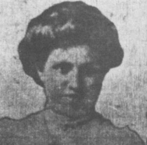 Polly meets John Wilson in Carluke for the first time.