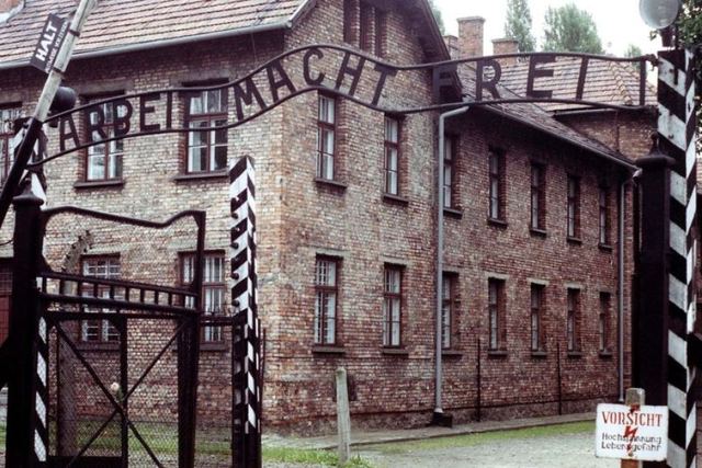Prisoners transported to Auschwitz