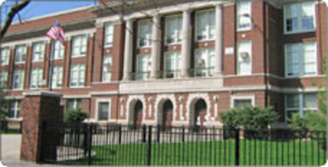 J´ai commencé l´ecole à Falconer Elementery.