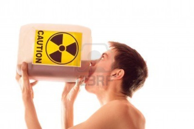 Romeo drinks the poison