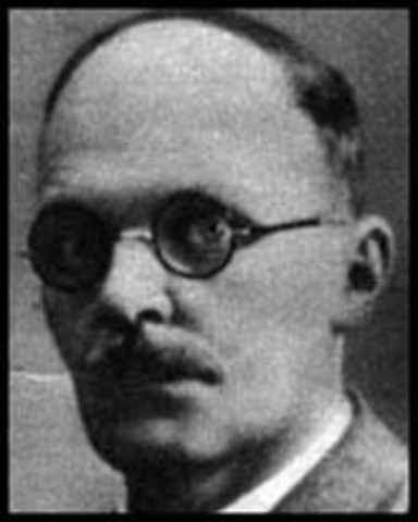 Hans Geiger Invents the Geiger Counter