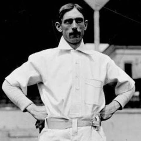 First Person To Hist 4 Home Runs in 1 game!