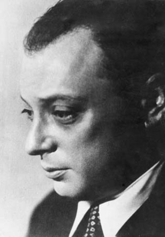 Wolfgang Pauli Develops the Pauli Exclusion Principle