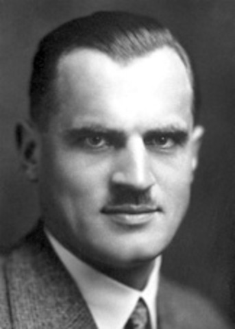 Arthur Compton- discovers the Compton Effect