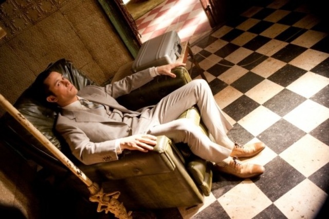 Крутится волчок