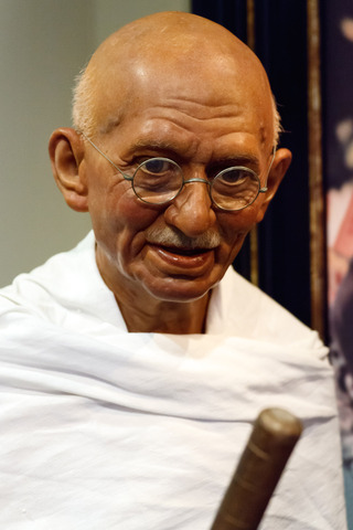 mohandas gandhi