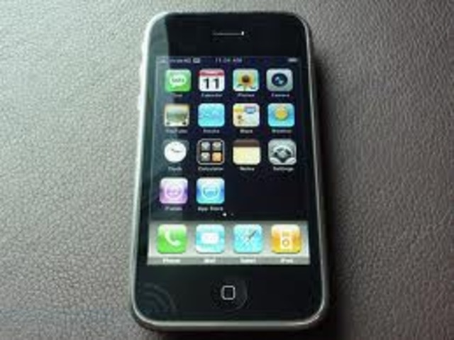 Iphone 3g is released