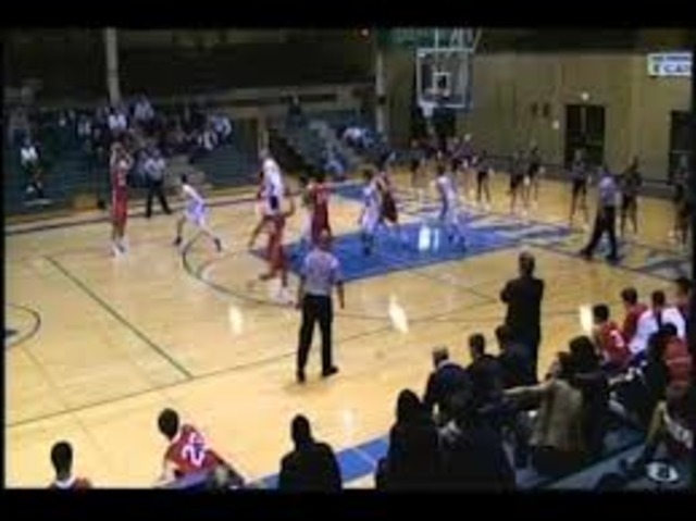 Make Basketball freshman tem