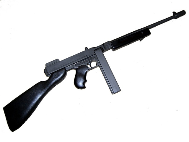 Tomy Gun( Thompson )