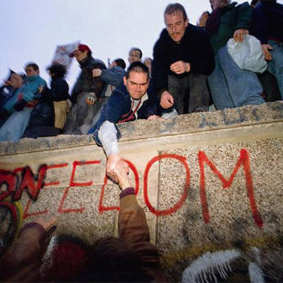 Timeline: The End of the Cold War