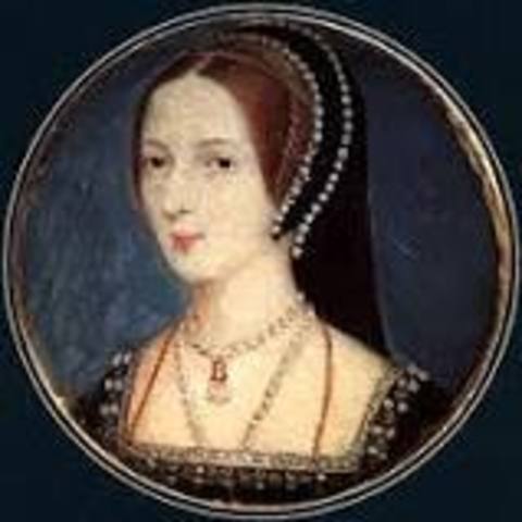 Anne Boleyn takes the Queen's place