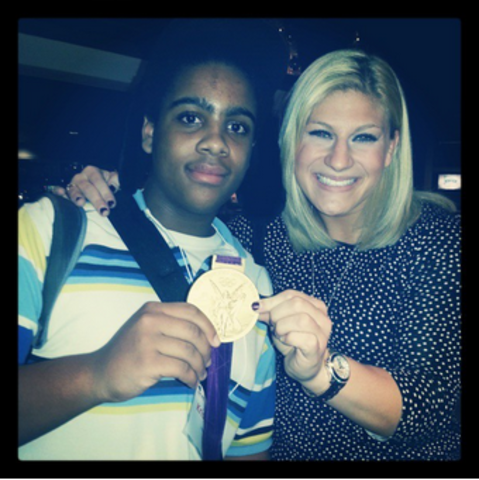 Yo conocí a Kayla Harrison en diciembre de dos mil doce.