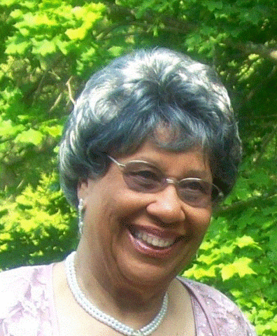 Mi abuela cumpleano ochenta es en dos semanas.