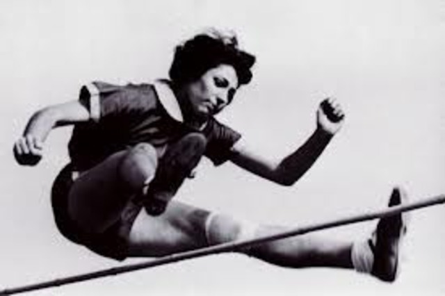 Jews expelled from sports clubs.