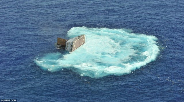 danes sink their ships