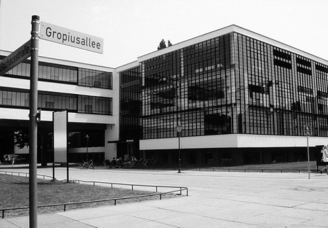 Walter Gropius, Bauhaus Dessau