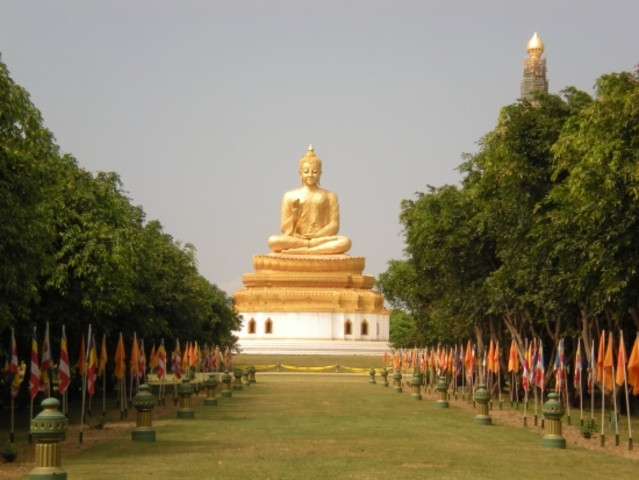 Visits "Buddhist's Holy Land"