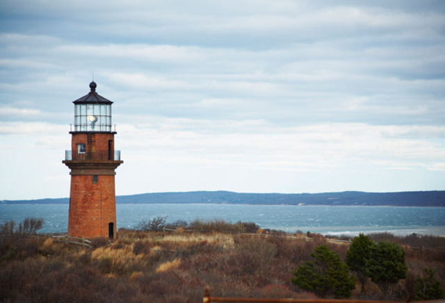 English Colony Settles in Plymouth