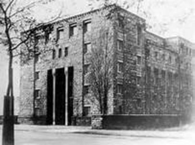 Jewish teachers to be discharged.