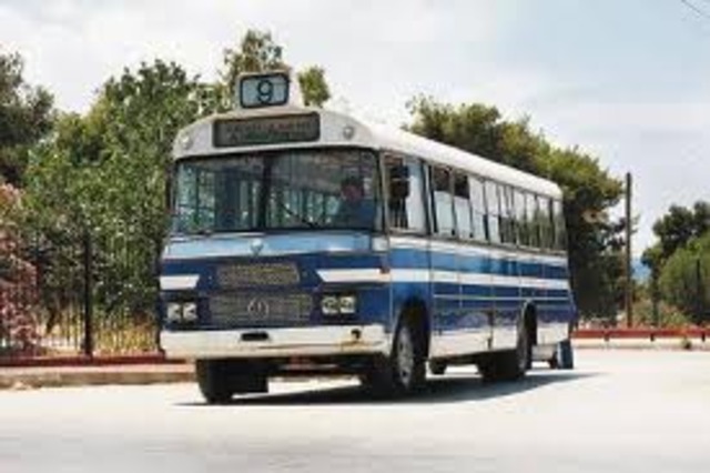 Το πρώτο λεωφορείο