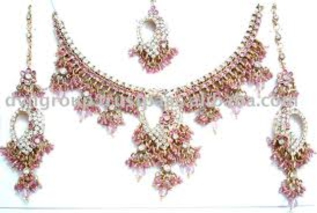 Jews not allowed to take Jewelry or other valuables when emigrating.