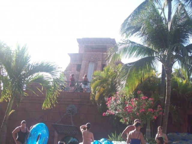 Hace 4 años que fui a Bahamas con mi abuela.