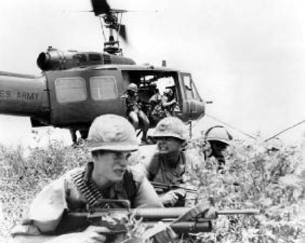US Send Soldiers to Vietnam