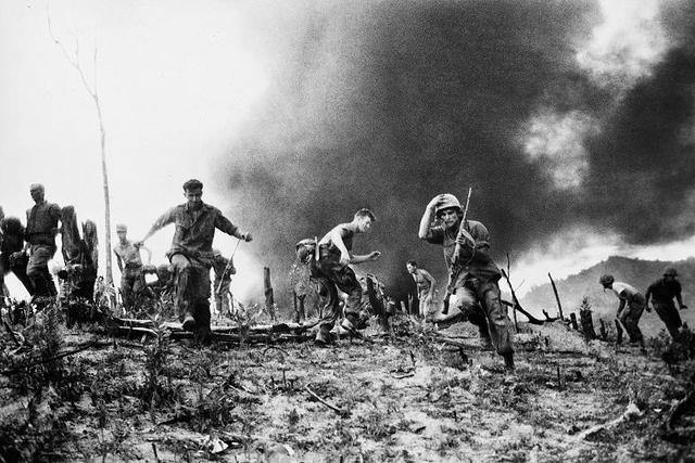 U.S. helicopters airlifted 1000  Laos solideres out of Vietnam