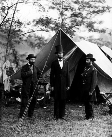 Bloody Antietam gives Union victory