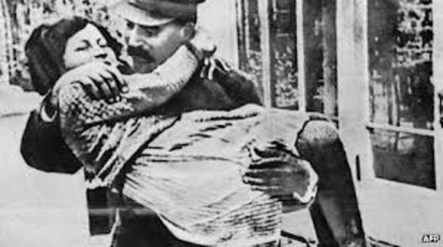 Svetlana Alliluyeva defect to the U.S.