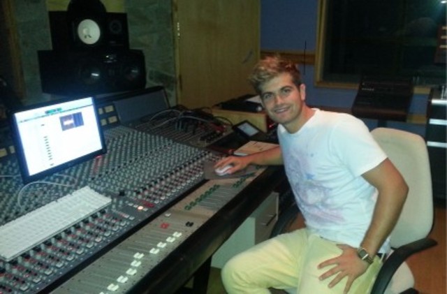 Graba su primer disco