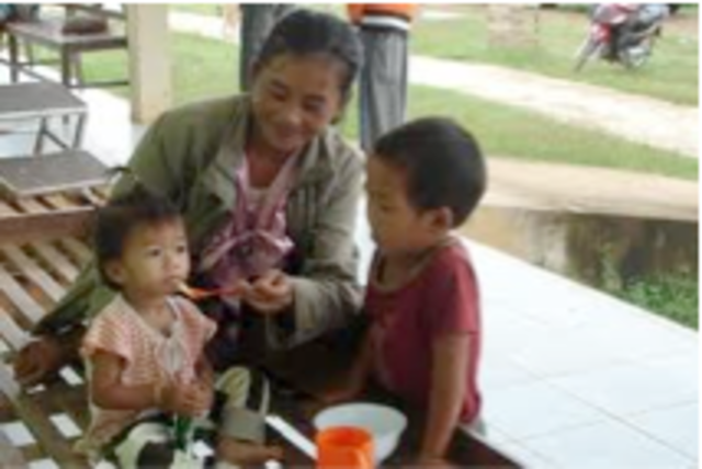 UN World Food Program gives 70,000 kids food.