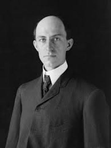 Wilbur Wright writes the Smithsonian asking for published materials on aeronautics. He is answered by Richard Rathbun, who sends four pamphlets and a list of other publications.