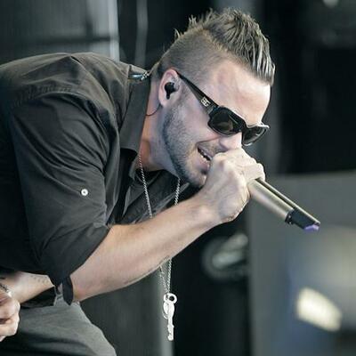 Timeline: Contributing factors to Justin Furstenfeld writing "Hate Me"