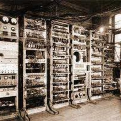 Timeline: historia de la computacion