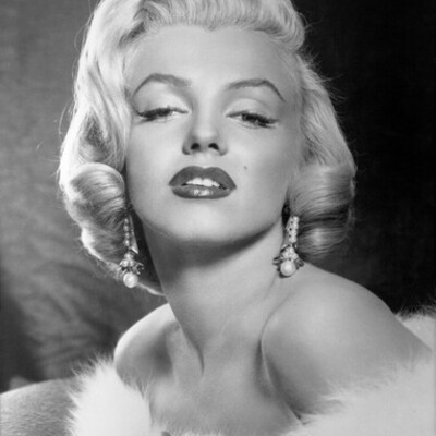 Timeline: Marilyn Monroe