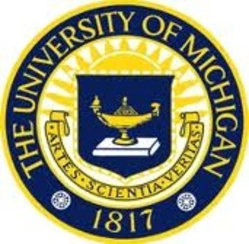 SE DICTAN LOS PRIMEROS CURSOS