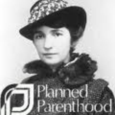 Margret Sanger opens first clinic