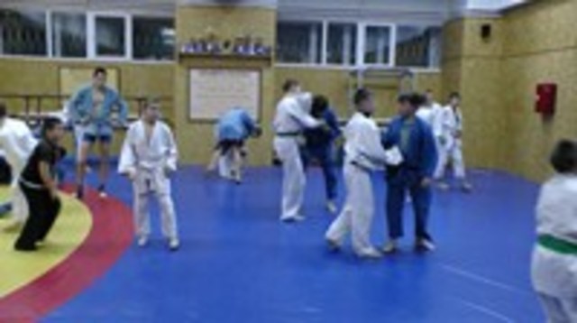 Керченские самбисты готовятся к чемпионату Украины