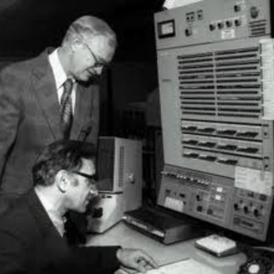 Timeline: HISTORIA DEL COMPUTADOR