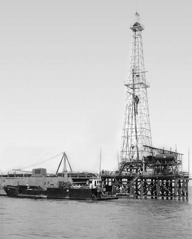 First Deep Sea Oil Platform