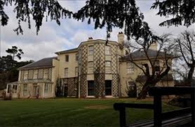 Es va mudar a Londres