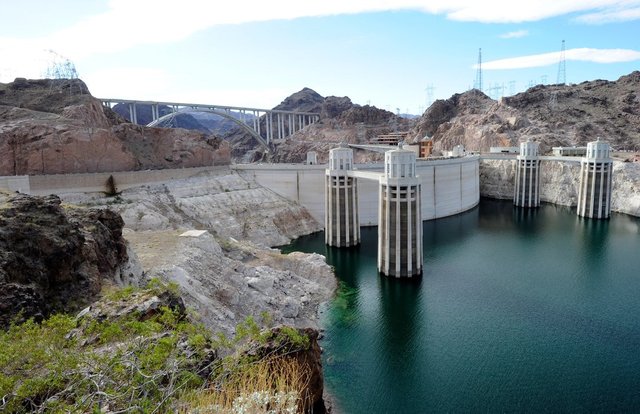 The Hoover Dam is Built