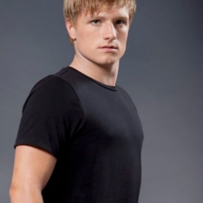 Timeline: Das Leben von Peeta bevor er gezogen wird