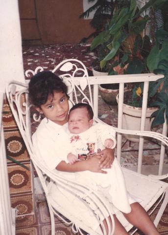 Nasce 1ª irmã : Ana Clara