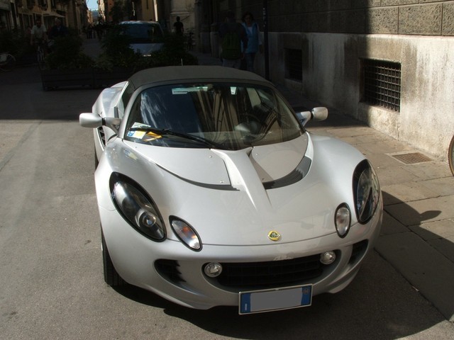 Oil becomes the most used energy source.